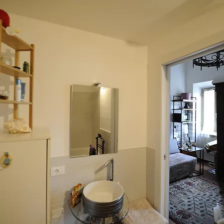 Mugnone House شقة *